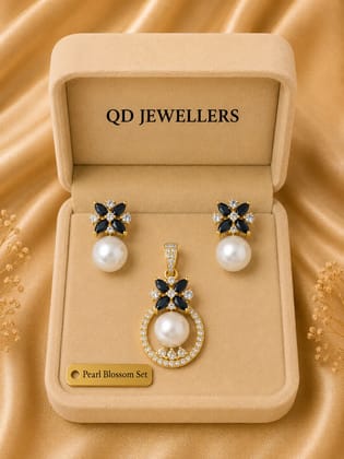 Pearl Blossom Pendant Set Pearl Blossom Pendant Set