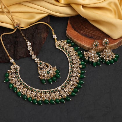 Green Color Kundan Necklace Set (KN1376GRN)-Adjustable Rope / Green / Alloy With Good Quality Gold Plated