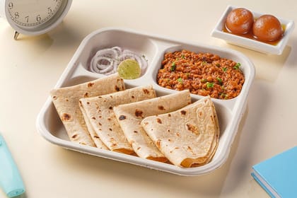 Chicken Kheema, Chapati Lunchbox with Gulab Jamun (2 pcs) Chicken Kheema, Chapati Lunchbox with Gulab Jamun (2 pcs)