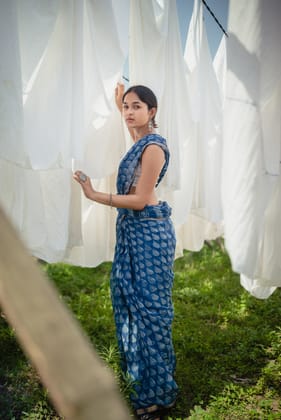 Natural dyed Dabu sarees - Malhar - Gagan