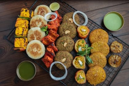 Party Platter Veg [24 Pcs.]