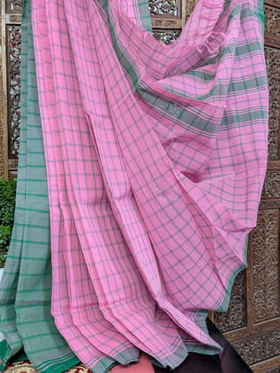 Pure fine cotton sarees woven in Peteru