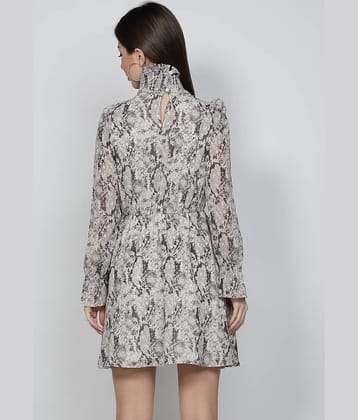 NUEVOSDAMAS Women Georgette Self Design Fit & Flare Dress ( White )