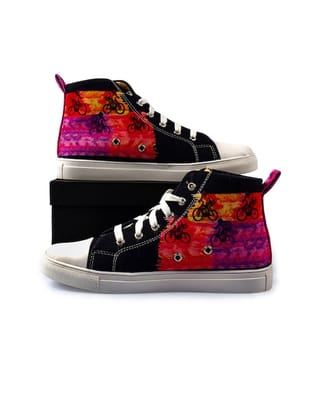 Women Mid Top Printed Lightweight Canvas Sneakers