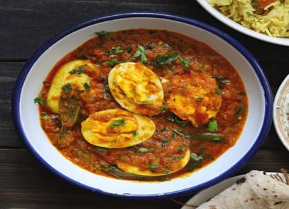 Egg Curry + 2 Roti
