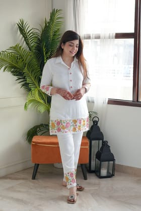 Nehel White Embroidered Cordset-M