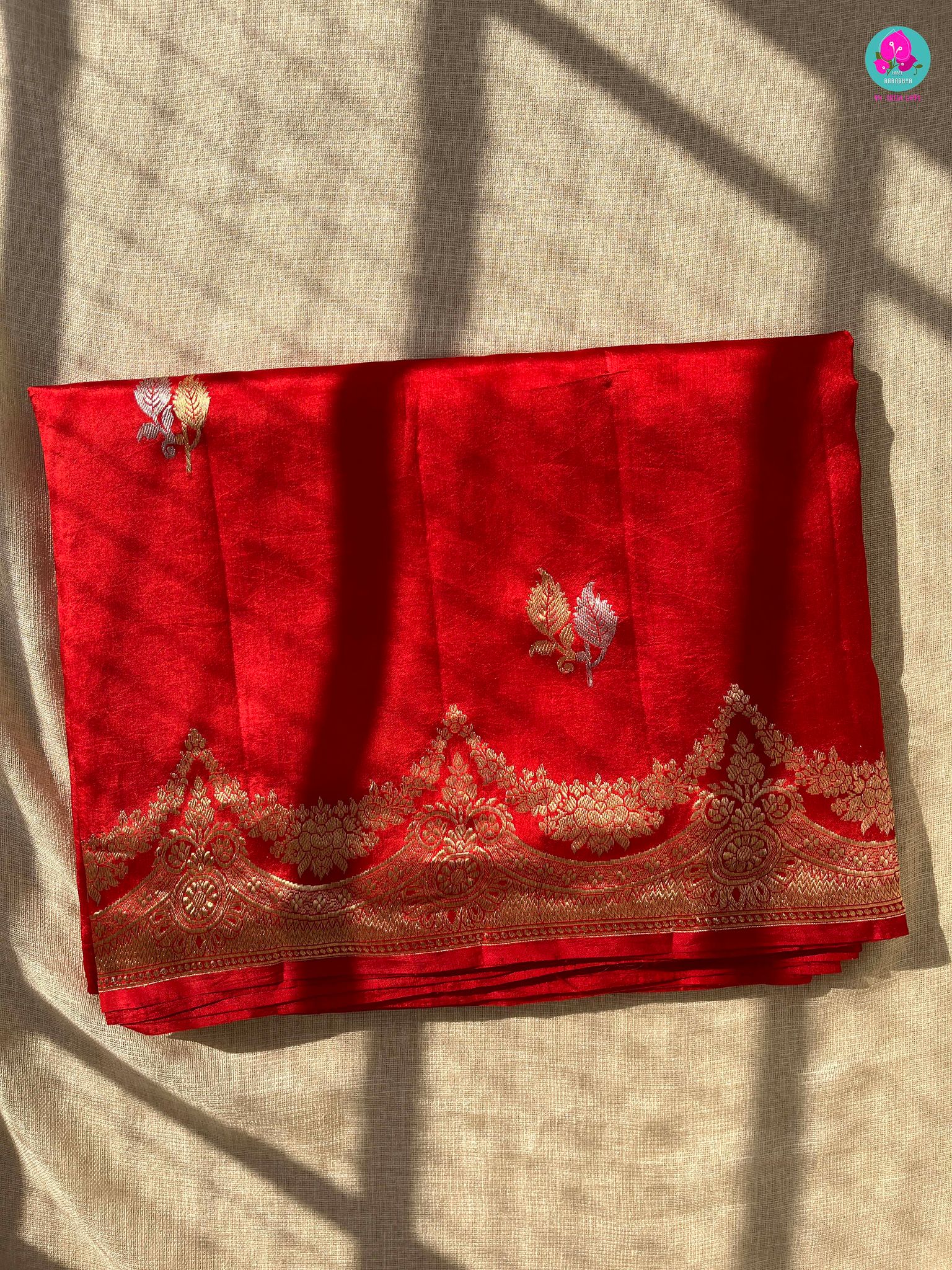Pure Raw Mango Silk Saree with Scallop style border