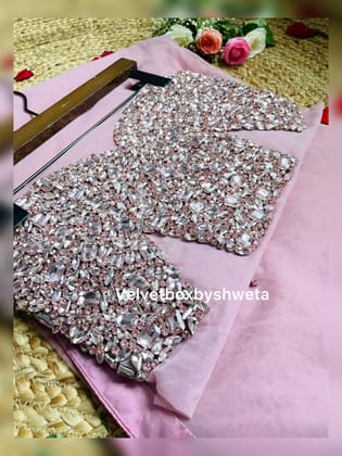 Moonlight saree-Saree with unstitched blouse