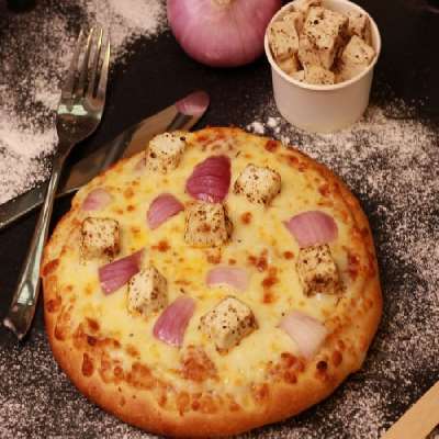 Onions & Paneer Regular Pizza