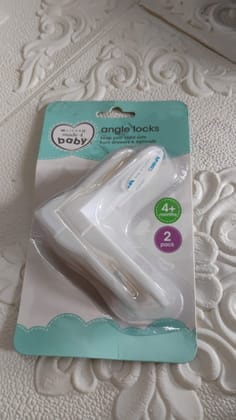 Acrylic Floating Shelves Wall Mounted Shelves (1 Pc / 38 Cm Long)