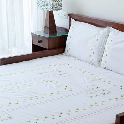 Chikankari Hand Embroidered Cotton Bed Sheet White Yellow 90x108