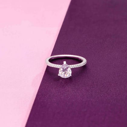 Drop-cut Solitaire Silver Ring-Solitaire / Silver / US 5 (15.6 mm Diameter)