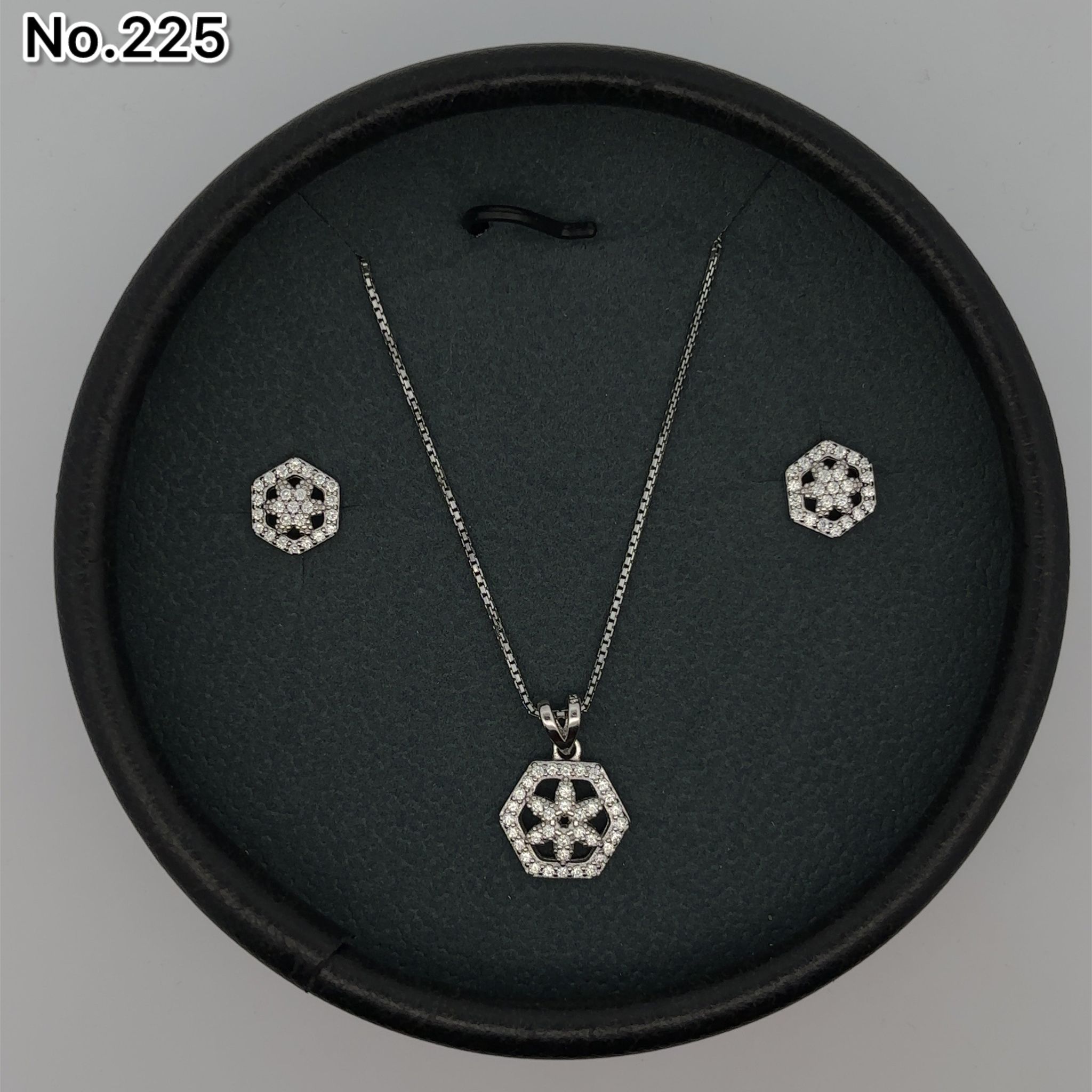 Pendant Set 6