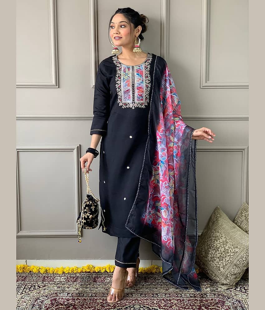Eeloo Rayon Embroidered Kurti With Pants Women's Stitched Salwar Suit - Black ( Pack of 1 )