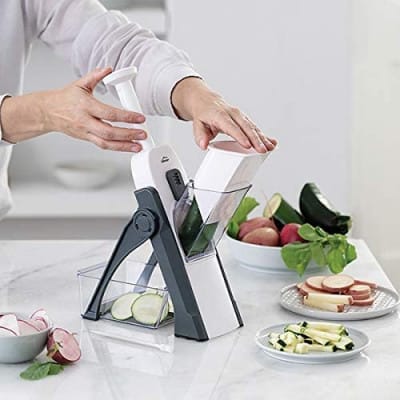 Wholesale Item - 5 IN 1 MANDOLINE VEGETABLES SLICER - MOQ 8 Pieces