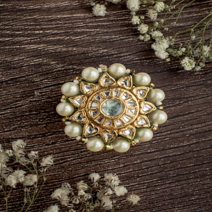 vivinia BY VIDHI MEHRA Saadgi Green Green Womens Kundan, Polki Ring - VR025
