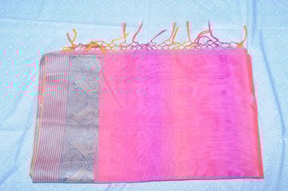 Elegant Pink Georgette Saree with Embroidered Border