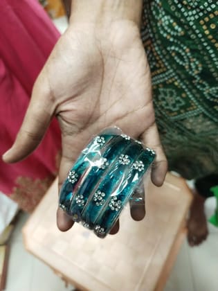 Stylish Bangles Shop Now