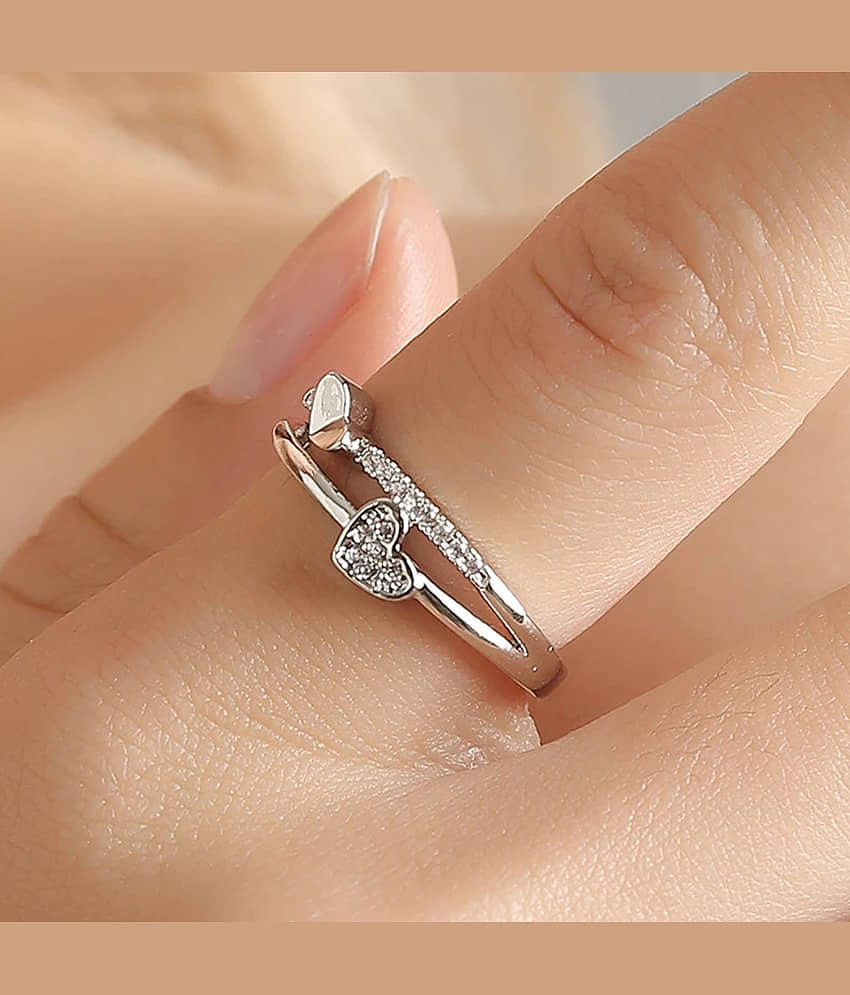 Thrillz Silver Rings ( Pack of 1 )