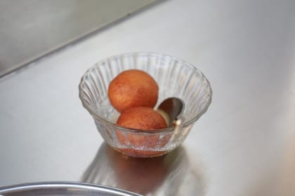 Aaswad Caterers Mawa Gulab Jamun ( 10 Pieces) | Ready-to-Eat Traditional Indian Dessert