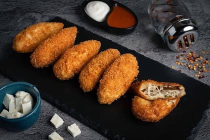 Paneer Kurkure Momos