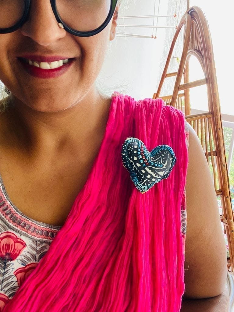 Monochrome mania heart brooch