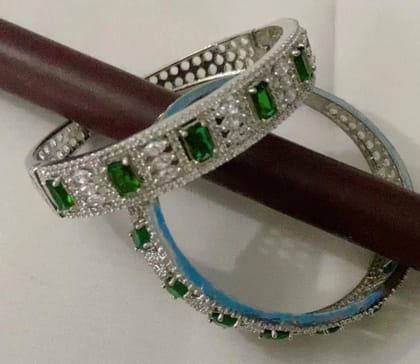 RNK American diamond Kangan