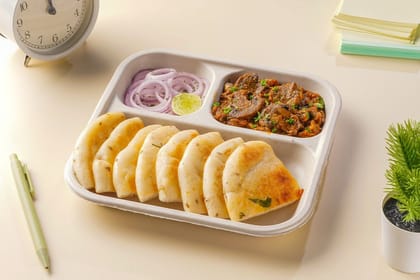 Mushroom Masala with Kulcha Lunchbox Mushroom Masala with Kulcha Lunchbox