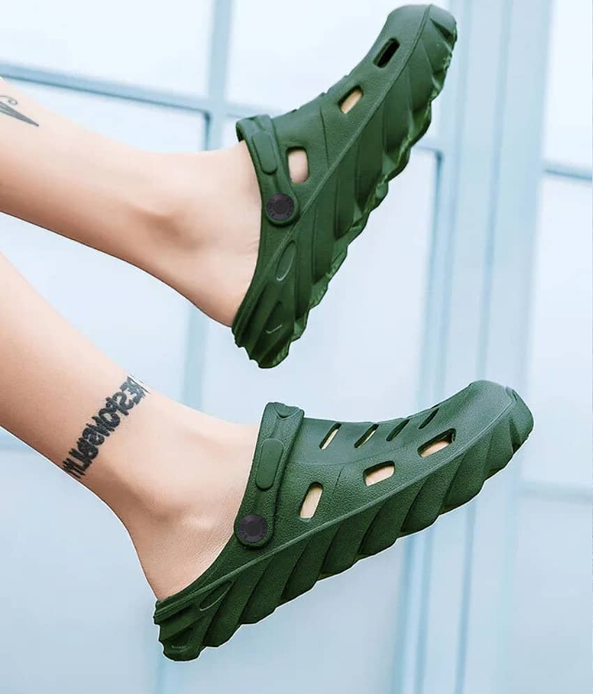 Svaar - Olive Men's Clogs