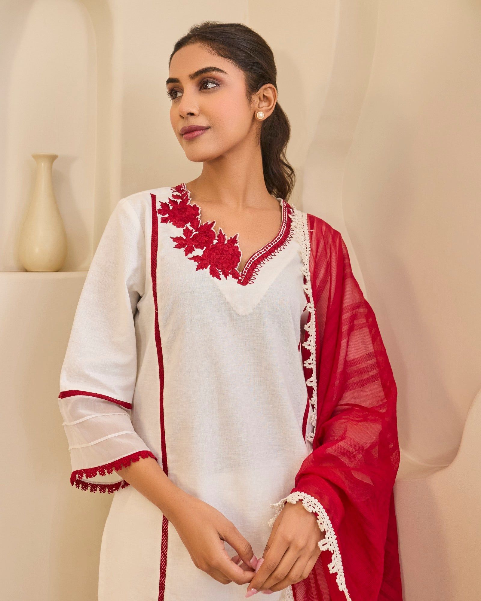 Red Rose Dupatta-One Size / Red