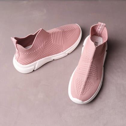 The Cozy Gliders in Pink-36