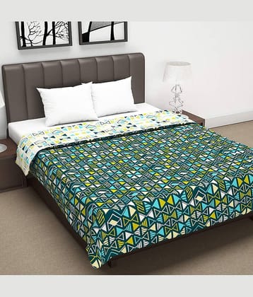 DIVINE CASA Double Polyester Green Geometrical Dohar