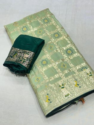 Pure Banarasi handloom georgette Weaving beautiful saree