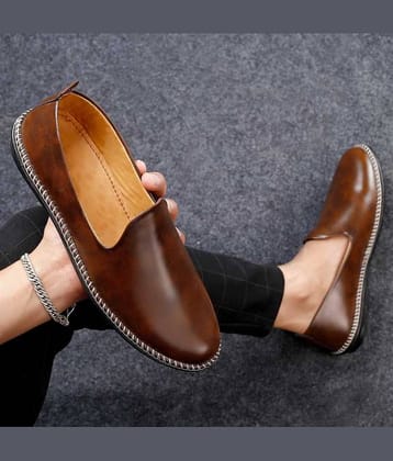 Akiko Brown Men's Jutti