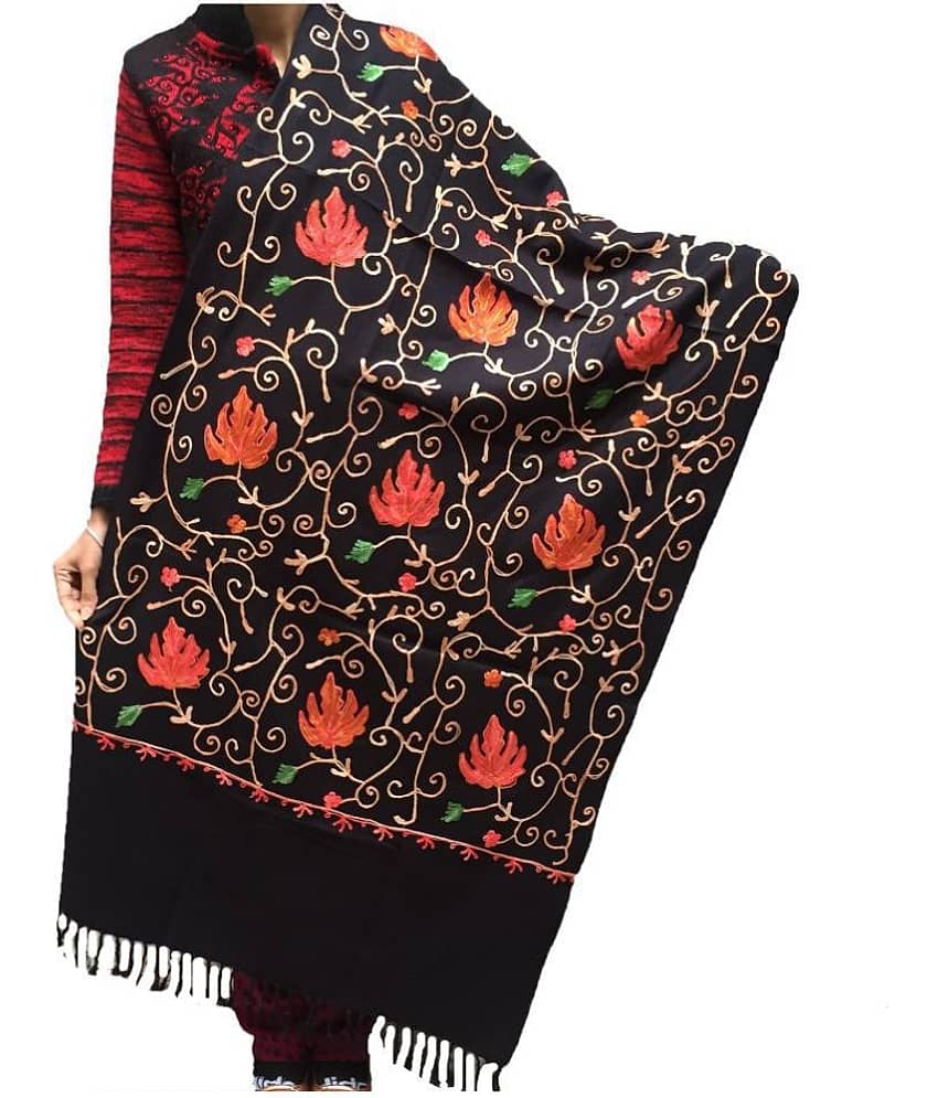KASHMIRI Black Floral Wool Stoles