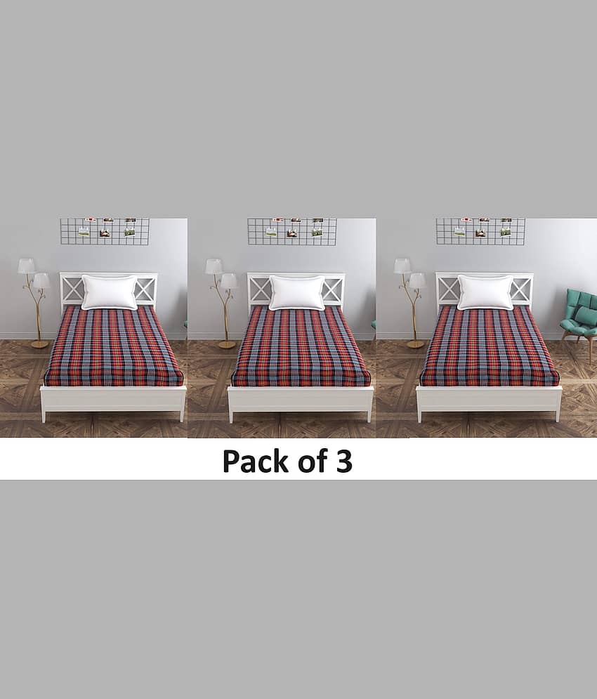 UrbanArts Assorted Cotton Mattress Cover