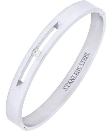 The Jewelbox Silver Bracelet For Men