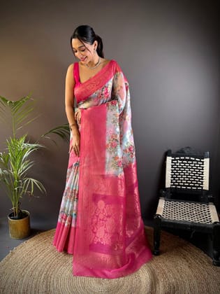 Off-White Soft Silk Floral Motifs Zari Weaving Work Banarasi Saree