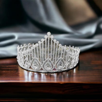 Silver Plated Embellish Rhinestone Tiara fashion show Crown