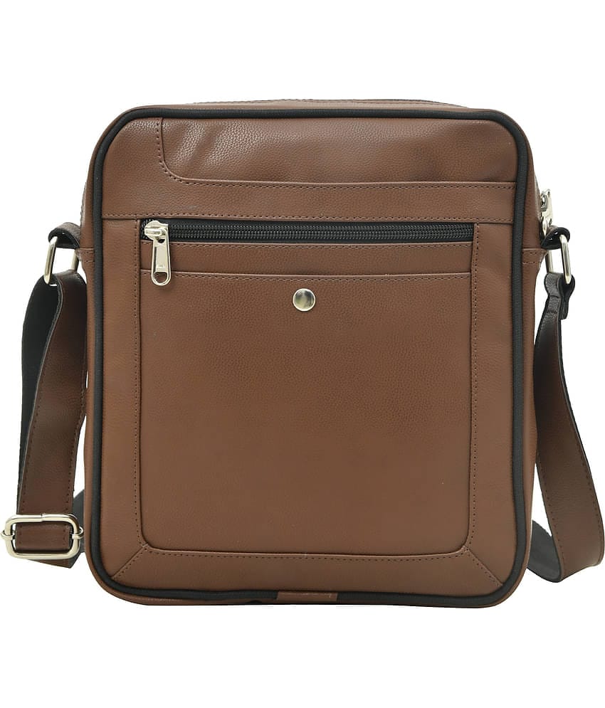 MATRICE 793 Brown P.U. Casual Messenger Bag