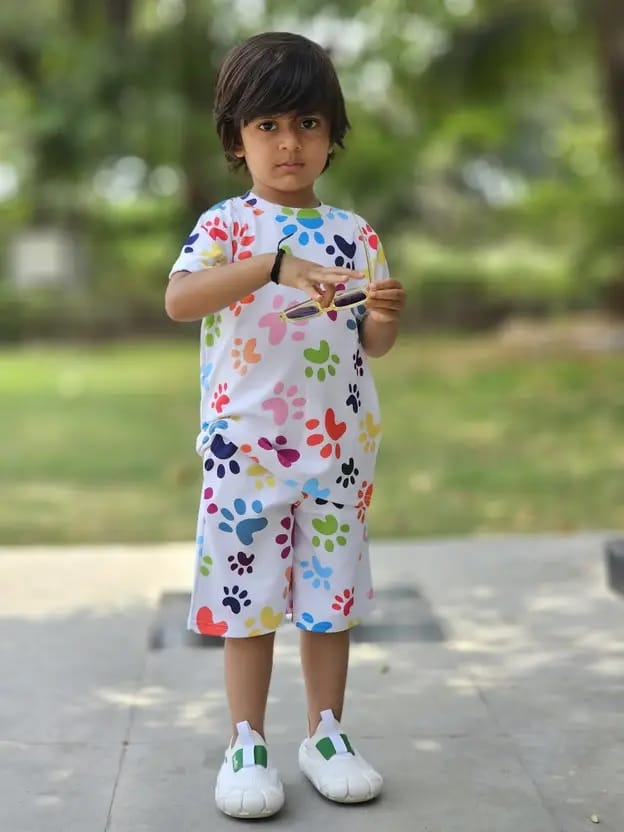 MULTICOLOR PRINTED WHITE T-SHIRT AND SHORTS SET FOR BOYS & GIRLS