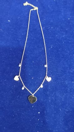 Necklace with beautiful design..