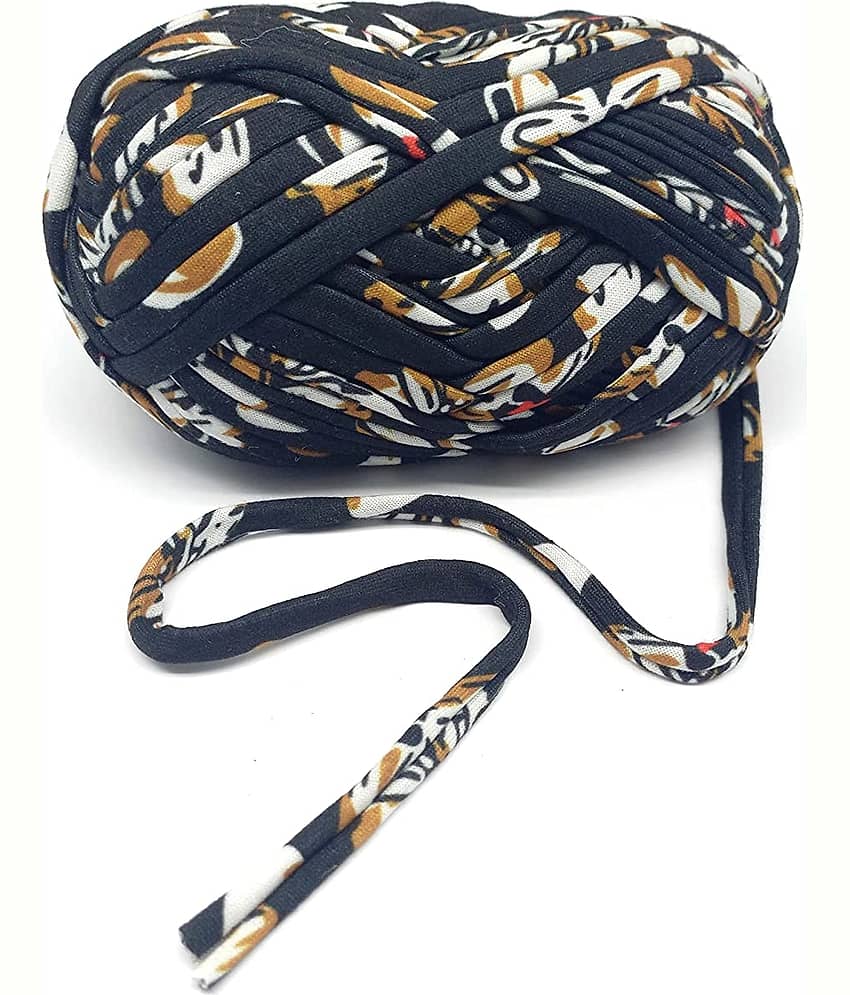 PRANSUNITA T-Shirt Yarn Carpet, Knitting Yarn for Hand DIY Bag Blanket Cushion Crocheting Projects TSH New 100 GMS (Black Printed)