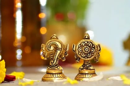 SHANKH CHAKRA for Home Decor by Snova Enterprises SHANKH CHAKRA for Home Decor by Snova Enterprises