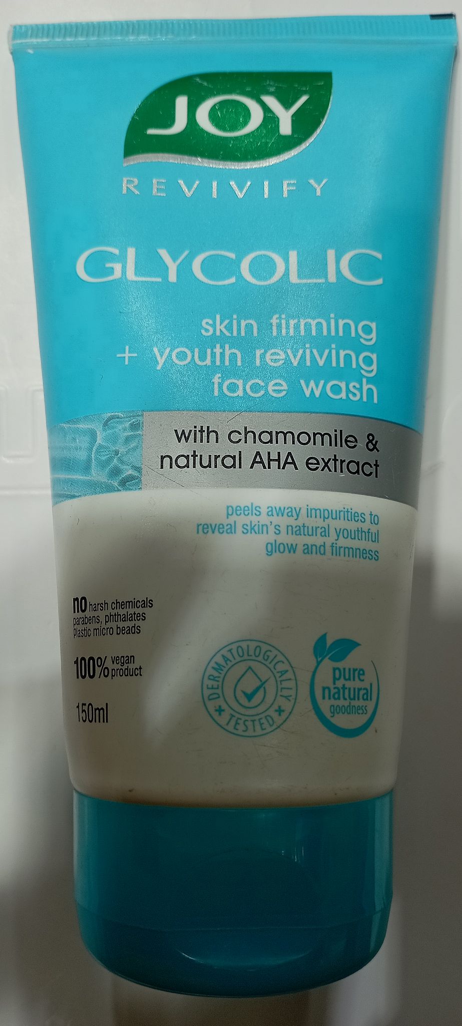 Joy revivify glycolic skin firming+ youth reviving face wash 150 ml