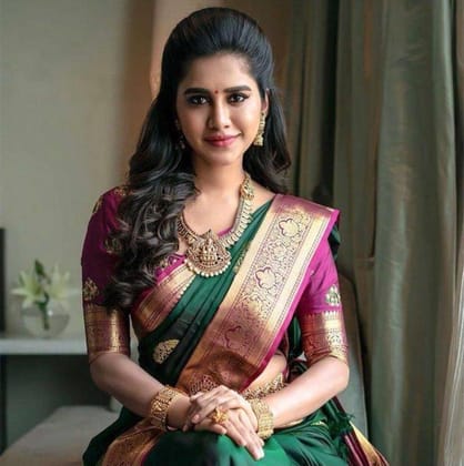 Zari Work Silk Saree With Blouse Piece