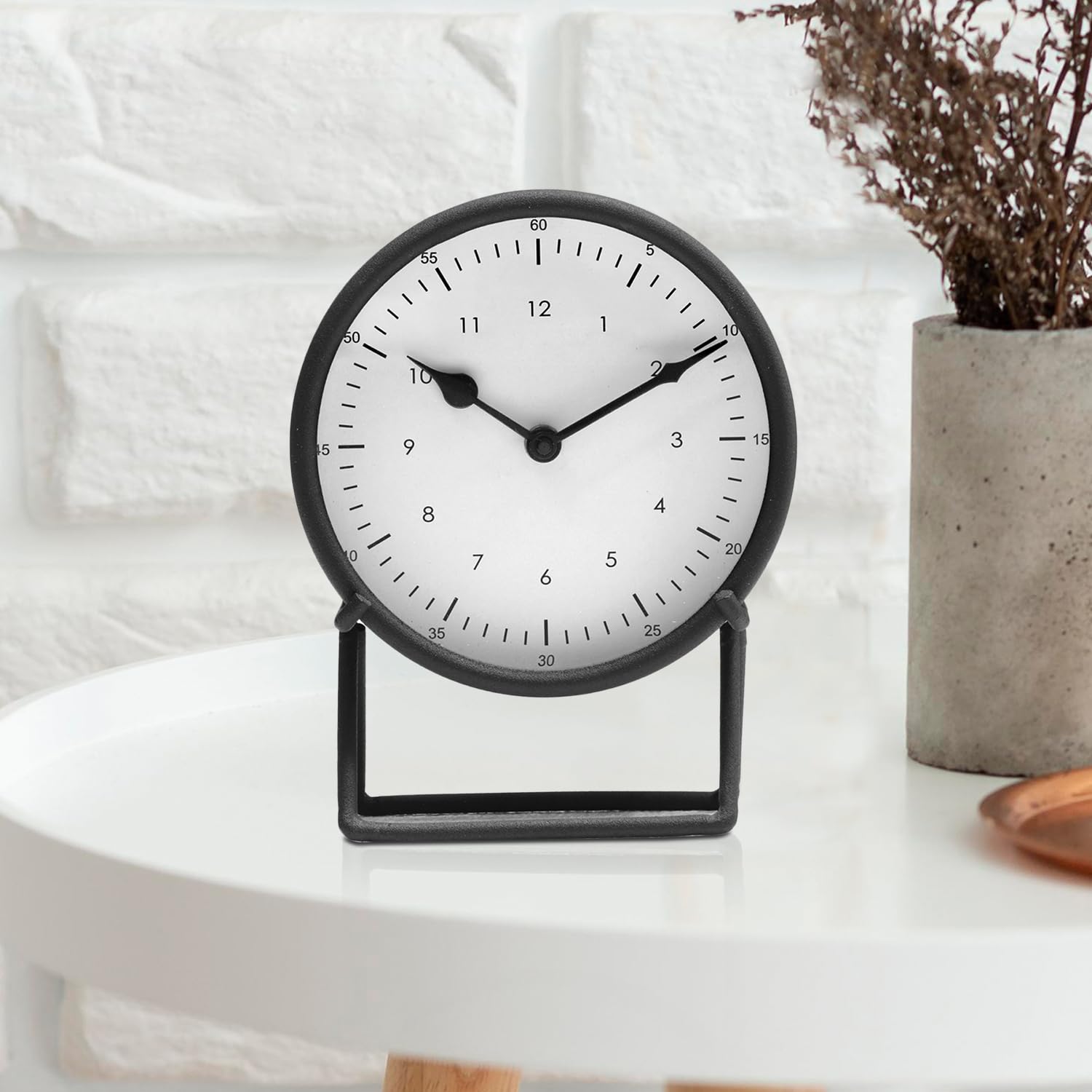 Cocovey Classic Black Metal Table Clock Pack of 1 L 6 x W 6 x H 15 cm