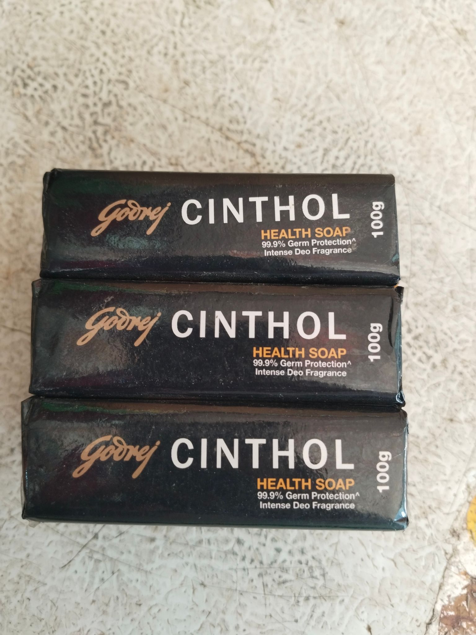 Cinthol soap 100*3 gm 