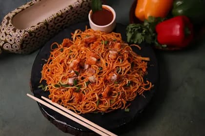 Chicken Singapori Noodles