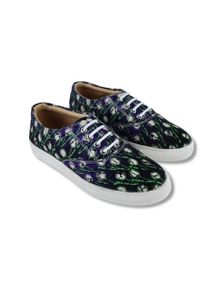 Women Printed Lightweight Canvas Sneakers
